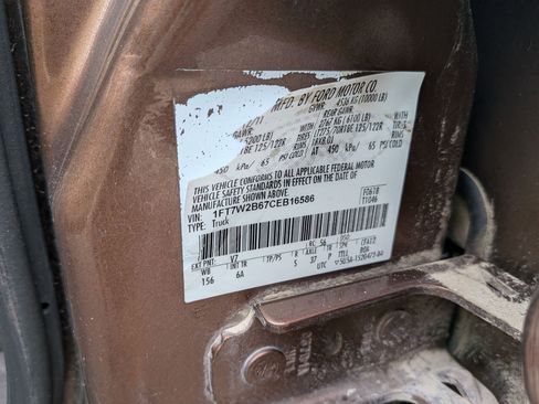 Used 2012 Ford F250 Lariat w/ Chrome Pkg image 25