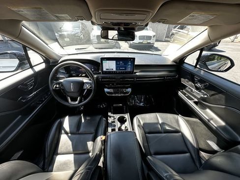 Certified 2023 Lincoln Corsair AWD image 16