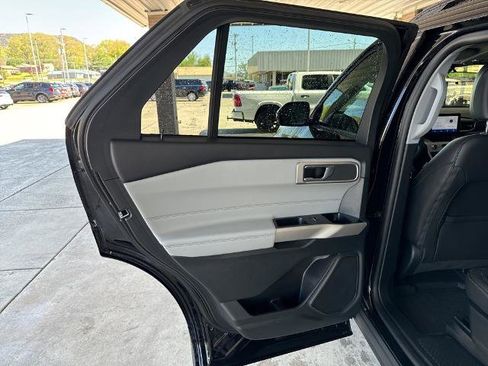 Certified 2023 Ford Explorer XLT w/ Equipment Group 202A image 18
