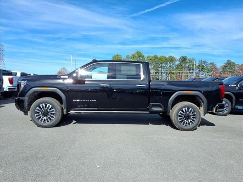 New 2026 GMC Sierra 2500 Denali Ultimate w/ Max Trailering Package image 4