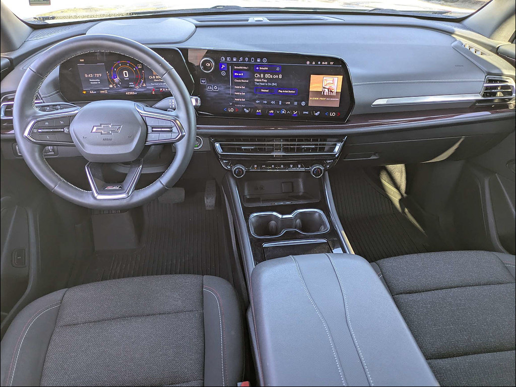 Used 2024 Chevrolet Traverse Z71 AWD/4WD image 28