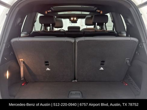 Certified 2022 Mercedes-Benz GLB 250 4MATIC image 22