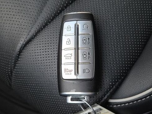 Used 2021 Genesis G80 2.5T w/ Prestige Package image 39