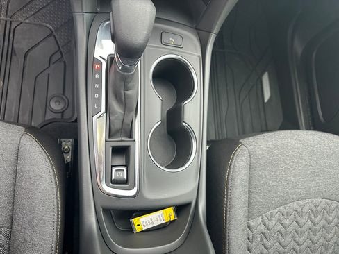 Used 2024 Chevrolet Equinox LT w/ LPO, Floor Liner Package image 19