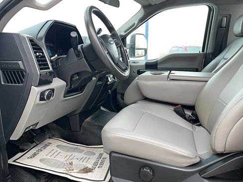 Used 2020 Ford F350 XL w/ Power Equipment Group image 12