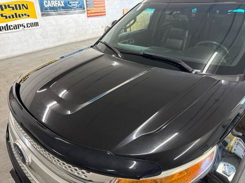 Used 2015 Ford Explorer XLT w/ Equipment Group 202B AWD/4WD image 94