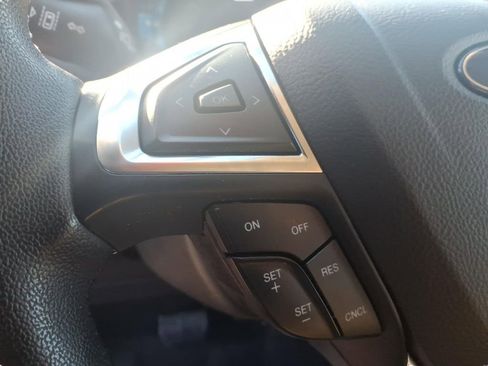 Used 2024 Ford Edge SEL image 20