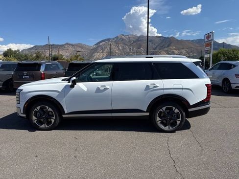 Used 2026 Hyundai Palisade Limited AWD/4WD image 8