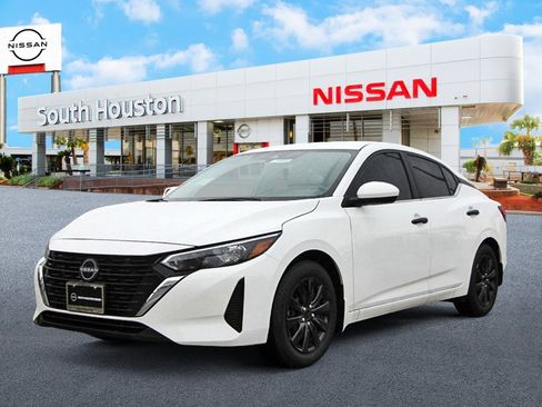 New 2025 Nissan Sentra S image 2