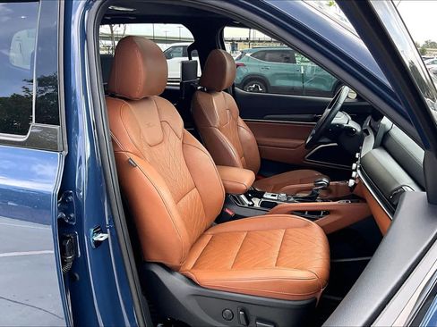Certified 2023 Kia Telluride SX Prestige X-Line AWD/4WD image 9