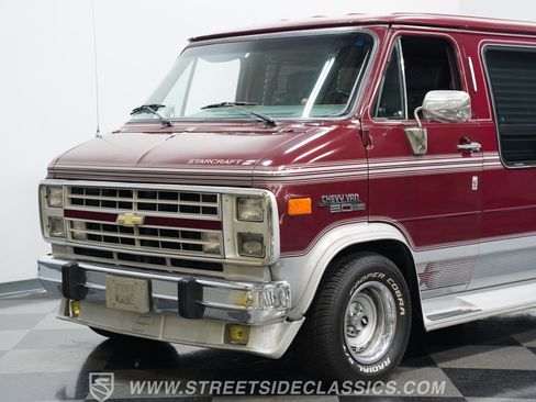 Used 1990 Chevrolet G20 image 18