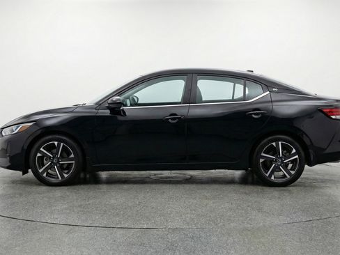 Used 2025 Nissan Sentra SV FWD image 5
