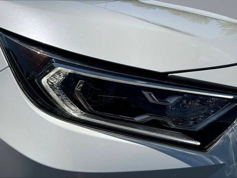 Used 2019 Toyota RAV4 XSE w/ XSE Weather Package AWD/4WD image 31