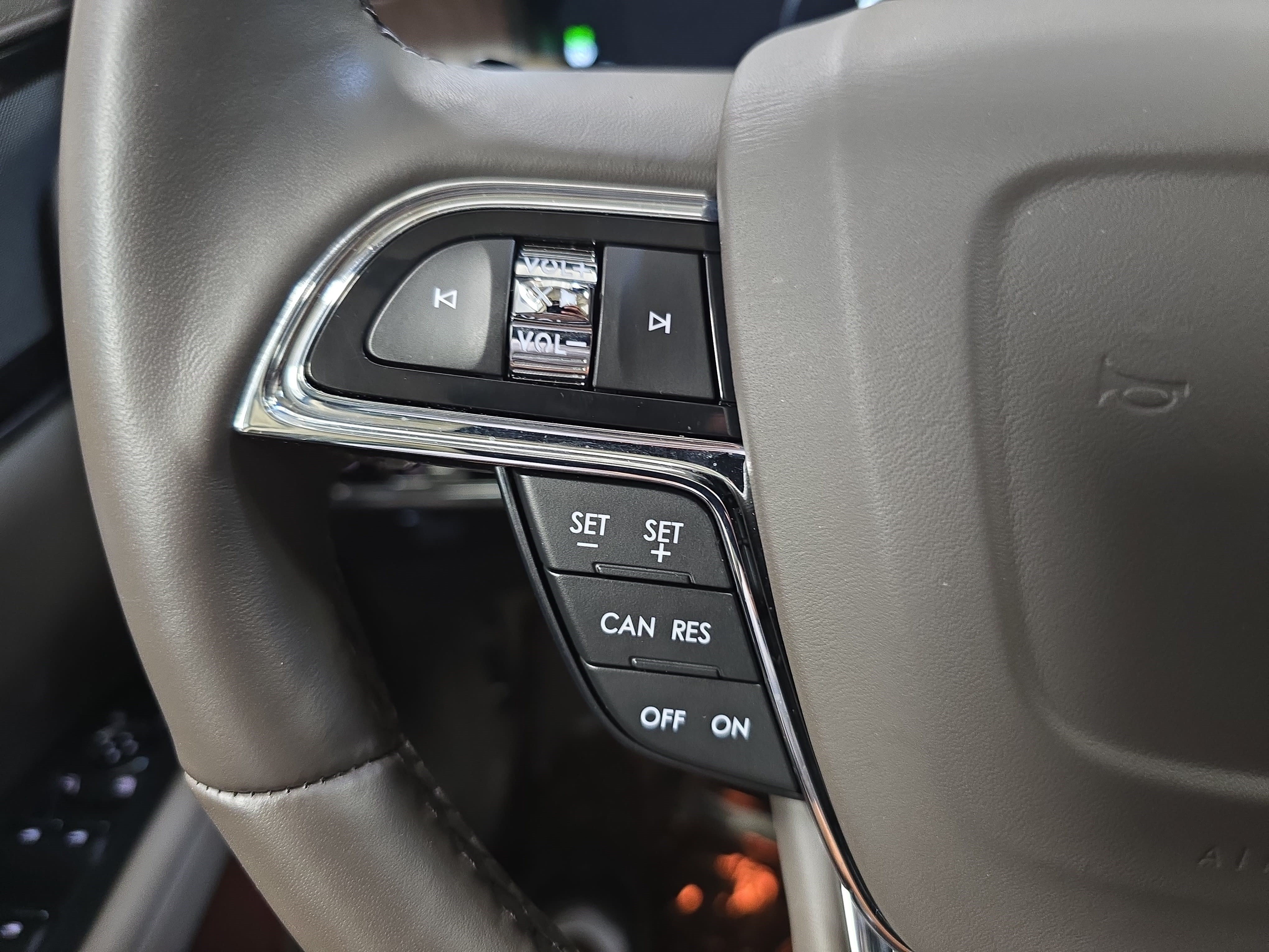 Certified 2023 Lincoln Nautilus Reserve AWD/4WD image 16