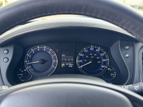 Used 2017 INFINITI QX50 2WD w/ Deluxe Touring Package image 23