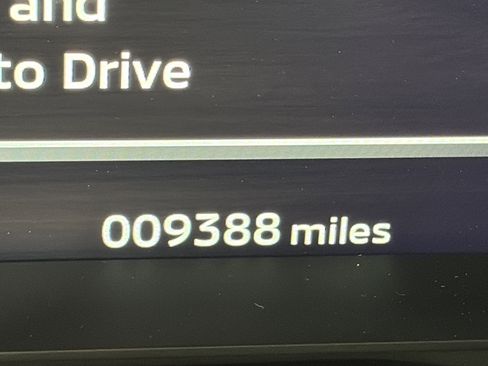 Used 2025 Mitsubishi Outlander SEL image 10