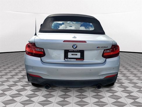 Used 2016 BMW M235i Convertible image 5
