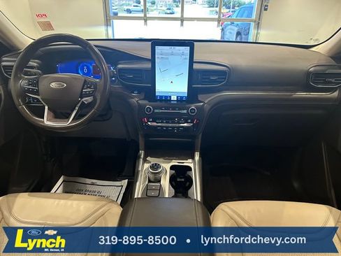 Used 2020 Ford Explorer Platinum w/ Premium Technology Package AWD/4WD image 11