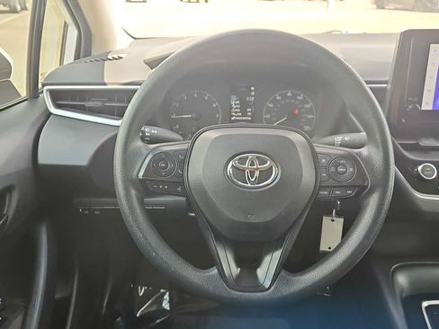 Used 2023 Toyota Corolla LE FWD image 11