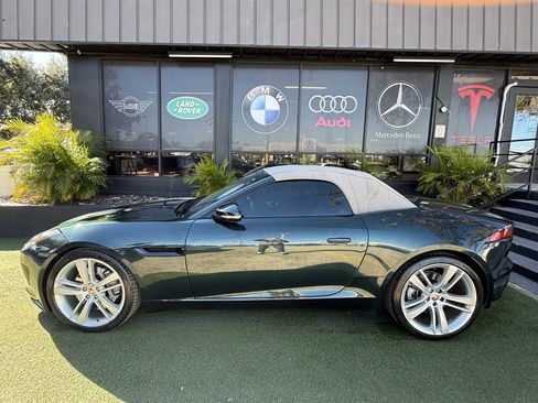 Used 2016 Jaguar F-TYPE Convertible image 9