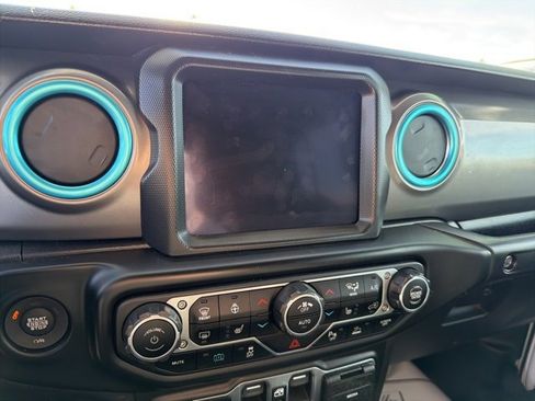 Used 2021 Jeep Wrangler Unlimited Rubicon 4xe w/ Cold Weather Group image 20