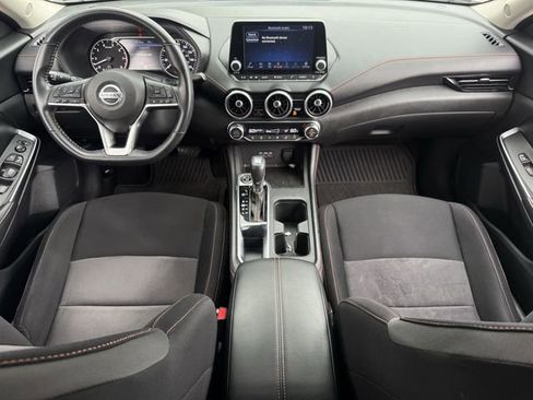 Used 2022 Nissan Sentra SR w/ Electronics Package FWD image 11