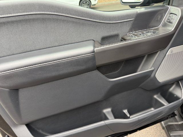 Used 2024 Ford F150 Lariat AWD/4WD image 11