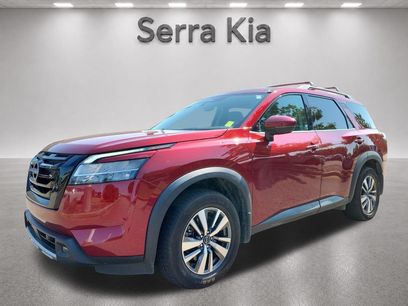 Used 2023 Nissan Pathfinder SL w/ Lighting Package (N92)