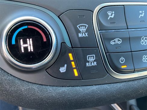 Used 2024 Chevrolet Malibu LT image 22