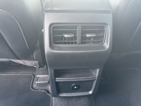 Certified 2024 Ford Edge SEL AWD/4WD image 21