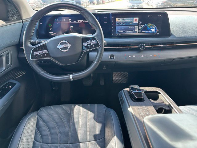 Used 2023 Nissan Ariya AWD/4WD image 12