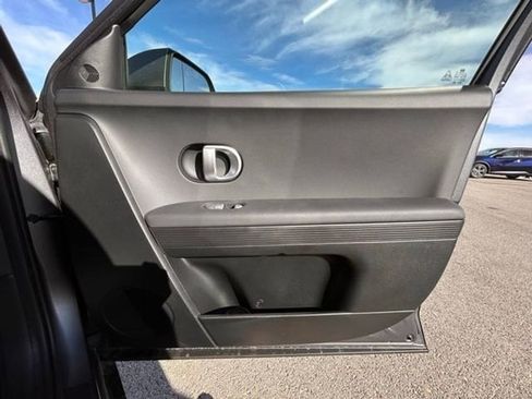 New 2024 Hyundai Ioniq 5 SEL image 21