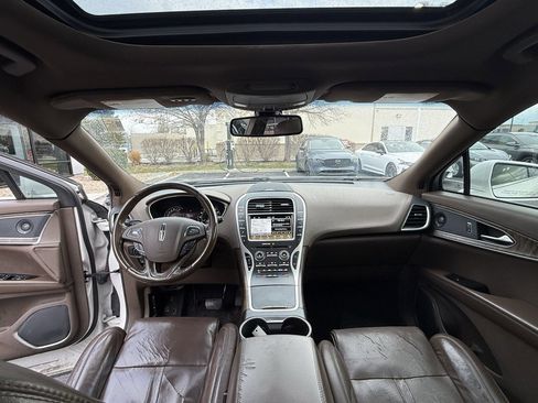 Used 2016 Lincoln MKX Reserve w/ Technology Package image 22