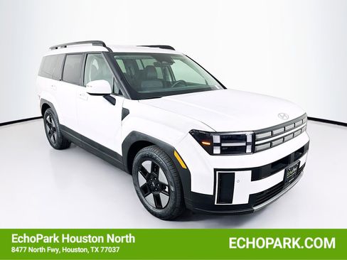 Used 2025 Hyundai Santa Fe SEL image 1
