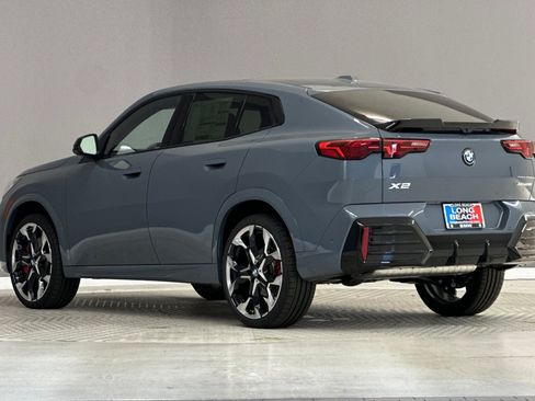 New 2026 BMW X2 xDrive28i w/ Technology Package AWD/4WD image 3