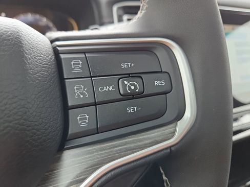 Used 2024 Jeep Wagoneer Series II w/ Convenience Group I image 38