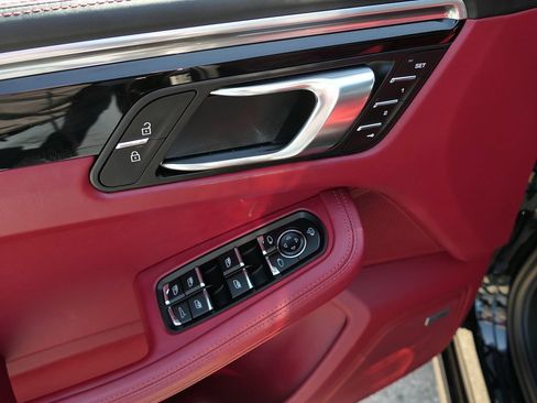Used 2022 Porsche Macan GTS AWD/4WD image 12