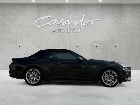 Used 2024 Ford Mustang GT Premium RWD image 17