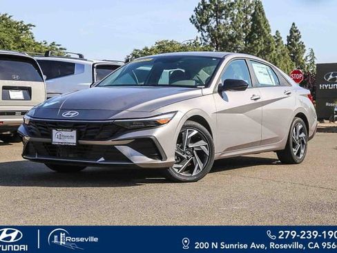New 2025 Hyundai Elantra SEL FWD image 1