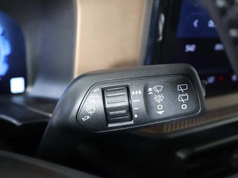 Used 2025 Ford Bronco Sport Outer Banks w/ Outer Banks Tech Package+ AWD/4WD image 41