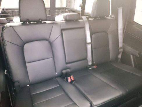 New 2026 GMC Canyon Elevation w/ Convenience Package image 11