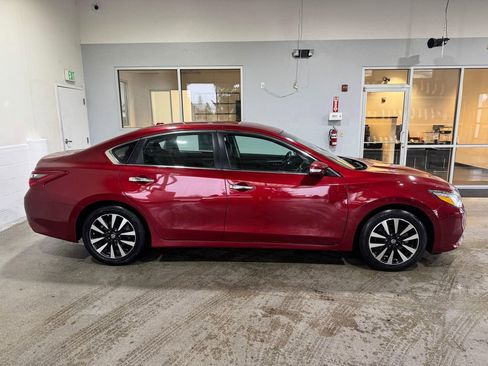 Used 2018 Nissan Altima 2.5 SL image 4