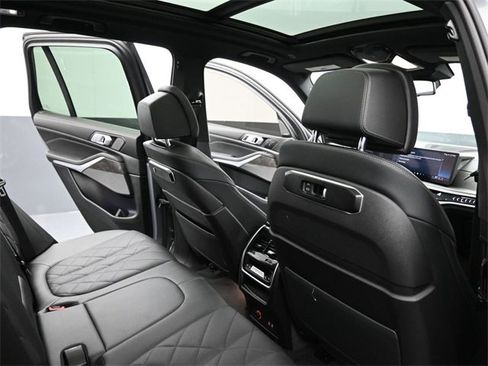 Used 2025 BMW X5 xDrive40i image 19