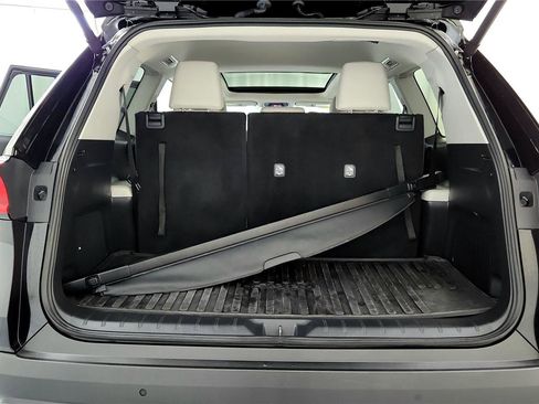 Used 2024 Toyota Grand Highlander Limited image 25