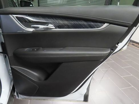 Certified 2023 Cadillac XT6 Premium Luxury w/ Technology Package image 13