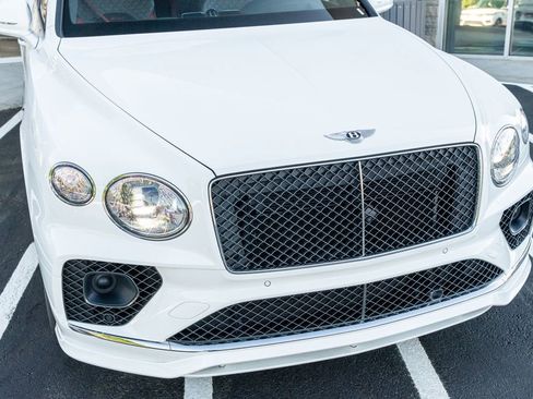 Used 2021 Bentley Bentayga Speed AWD/4WD image 5