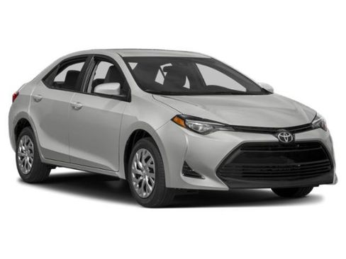 Used 2019 Toyota Corolla SE w/ Carpet Mat Package (TMS) FWD image 6