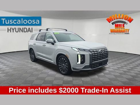 Used 2024 Hyundai Palisade Calligraphy FWD image 1