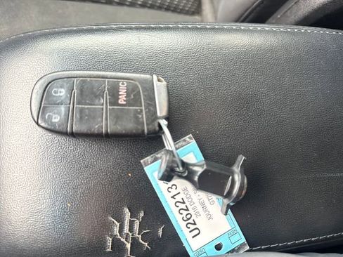 Used 2016 Dodge Journey SXT w/ Comfort/Convenience Group image 22