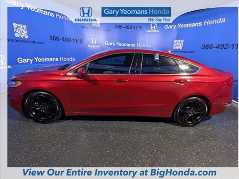 Used 2020 Ford Fusion SE w/ Equipment Group 151A image 9